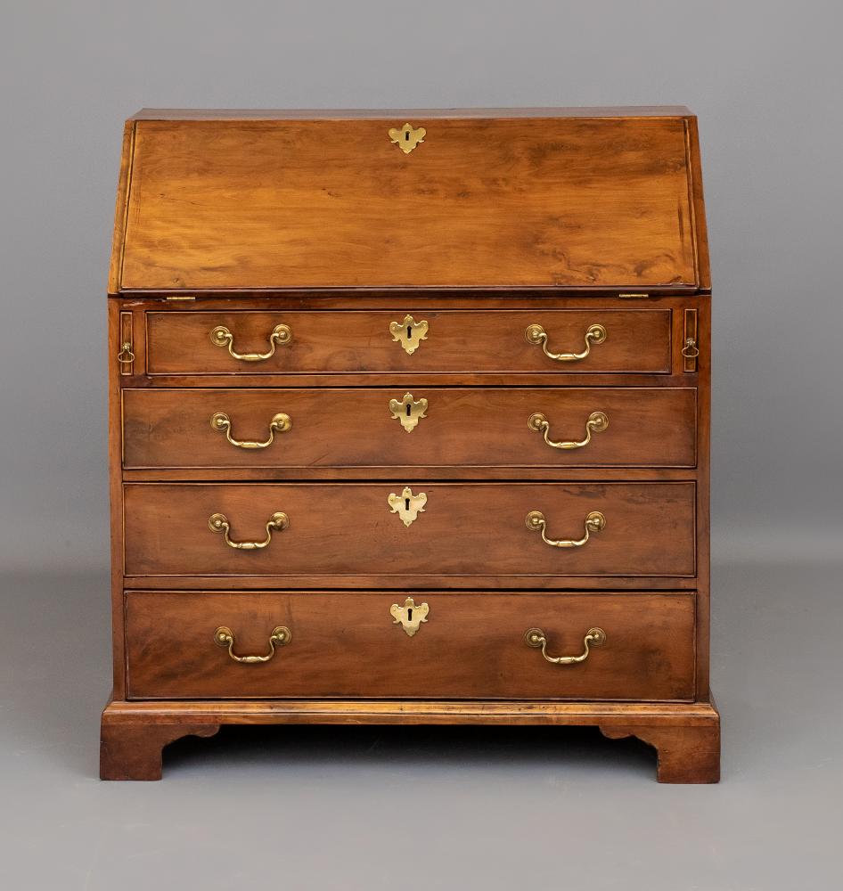 A GEORGIAN YEW WOOD BUREAU Image