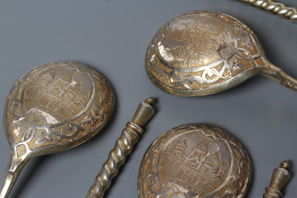 A SET OF TWELVE RUSSIAN CAVIAR SPOONS Image