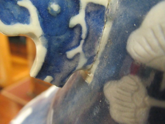 A LARGE PAIR OF CHINESE PORCELAIN VASES of inverted baluster form with two open lug handles Image