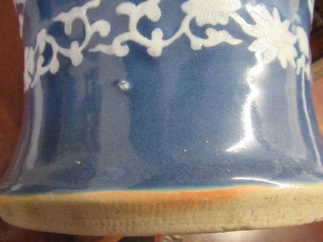 A LARGE PAIR OF CHINESE PORCELAIN VASES of inverted baluster form with two open lug handles Image