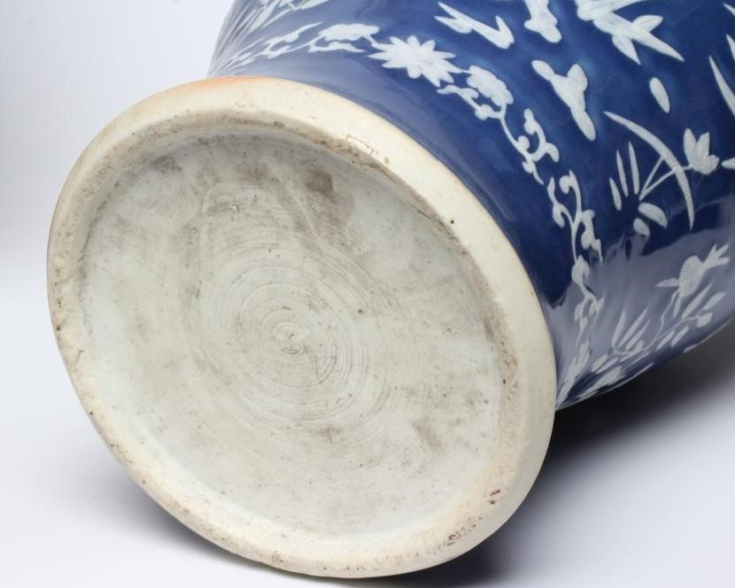 A LARGE PAIR OF CHINESE PORCELAIN VASES of inverted baluster form with two open lug handles Image