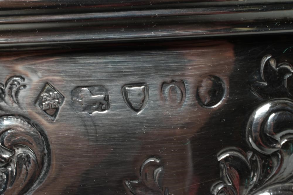 A LATE VICTORIAN SILVER LARGE PUNCH BOWL Image