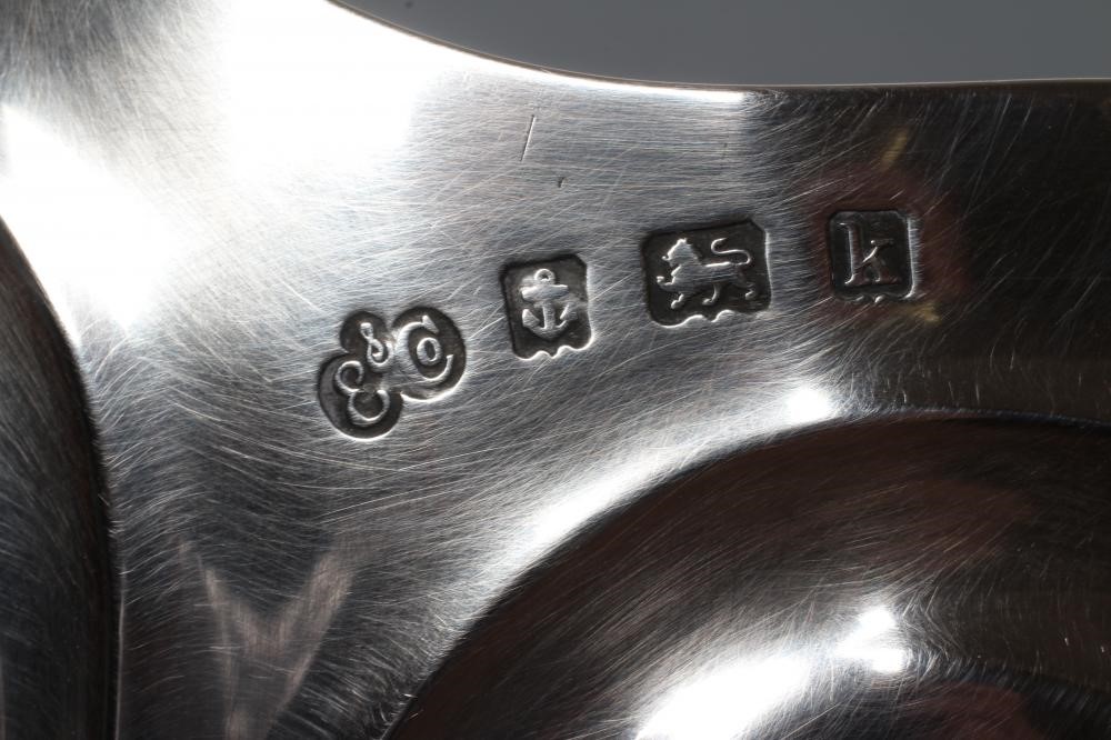 AN EDWARDIAN SILVER TROPHY ROSE BOWL Image