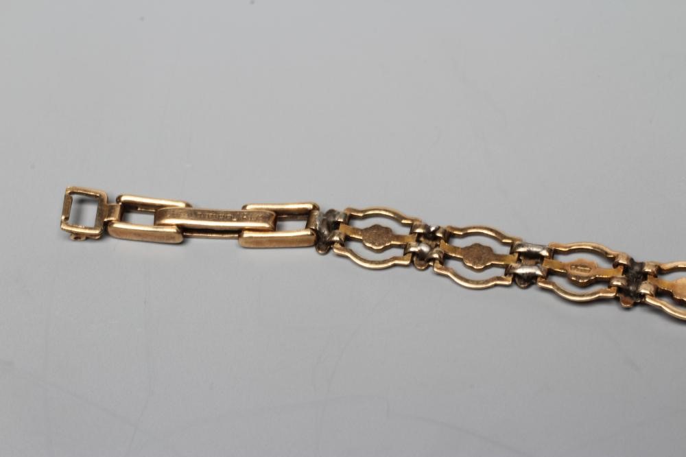 A LADY'S 9CT GOLD GIRARD PERREGAUX WRISTWATCH Image