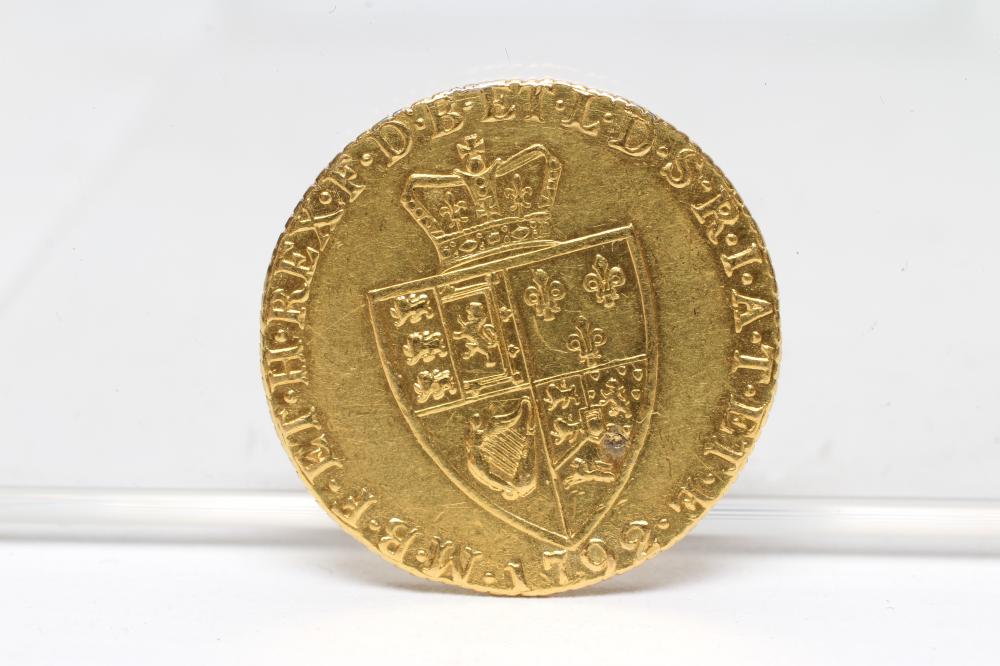 A GEORGE III GOLD GUINEA, 1792, 8.3g (Est. plus 20% premium) Image