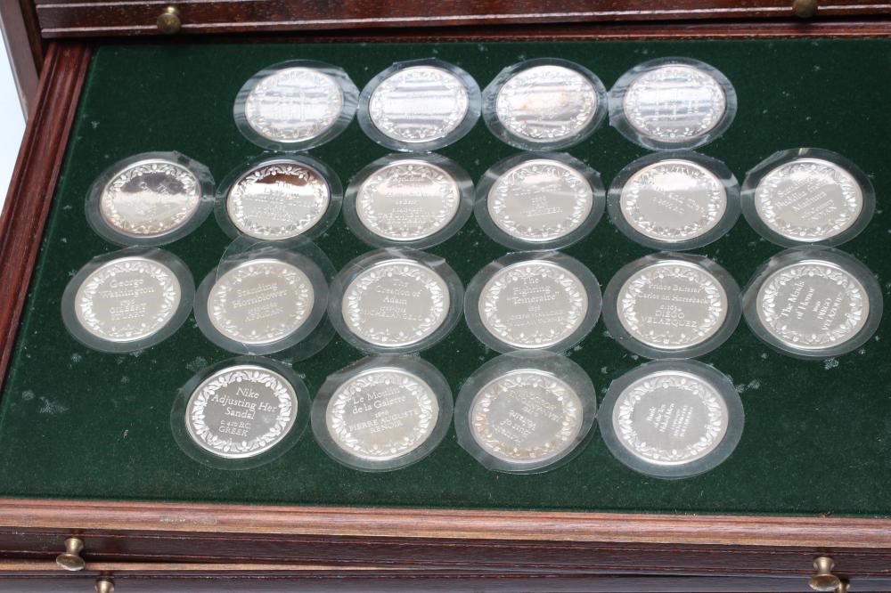 THE 100 GREATEST MASTERPIECES SILVER MEDALLION COLLECTION Image