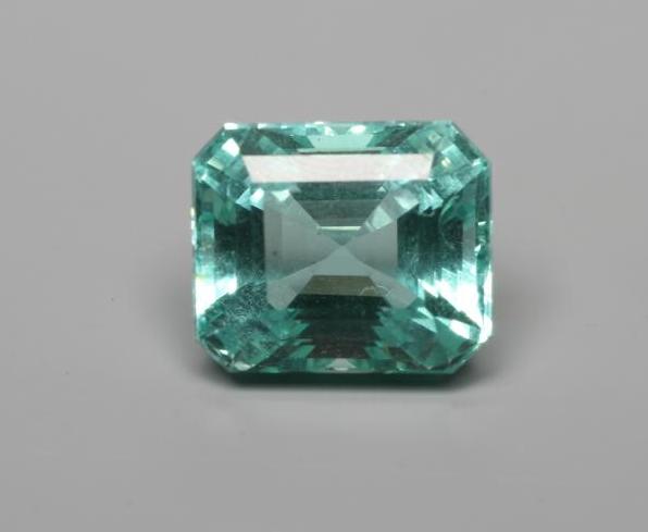A LOOSE UNMOUNTED AQUAMARINE of 9.2cts (Est. plus 24% premium inc. VAT) Image