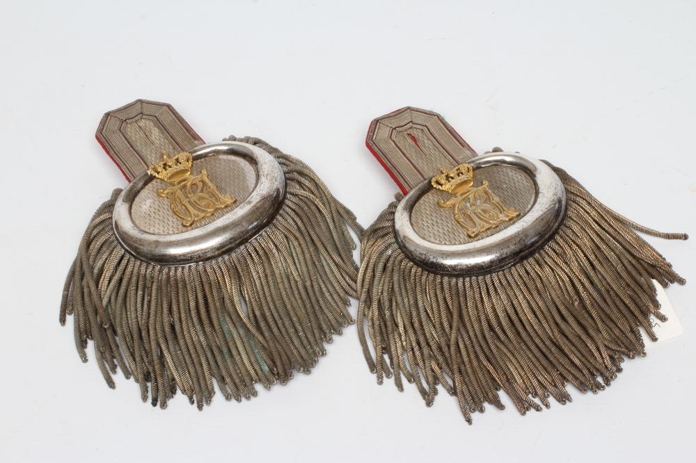 A PAIR OF IMPERIAL GERMAN EPAULETTES with white metal decoration, sprung metal tassels, and gilt Image