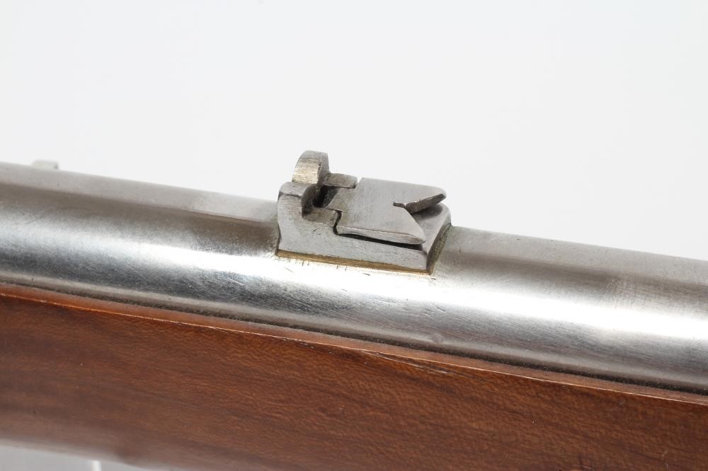 AN INERT FLINTLOCK BAKER RIFLE of modern high quality production with 30 3/4" steel barrel Image