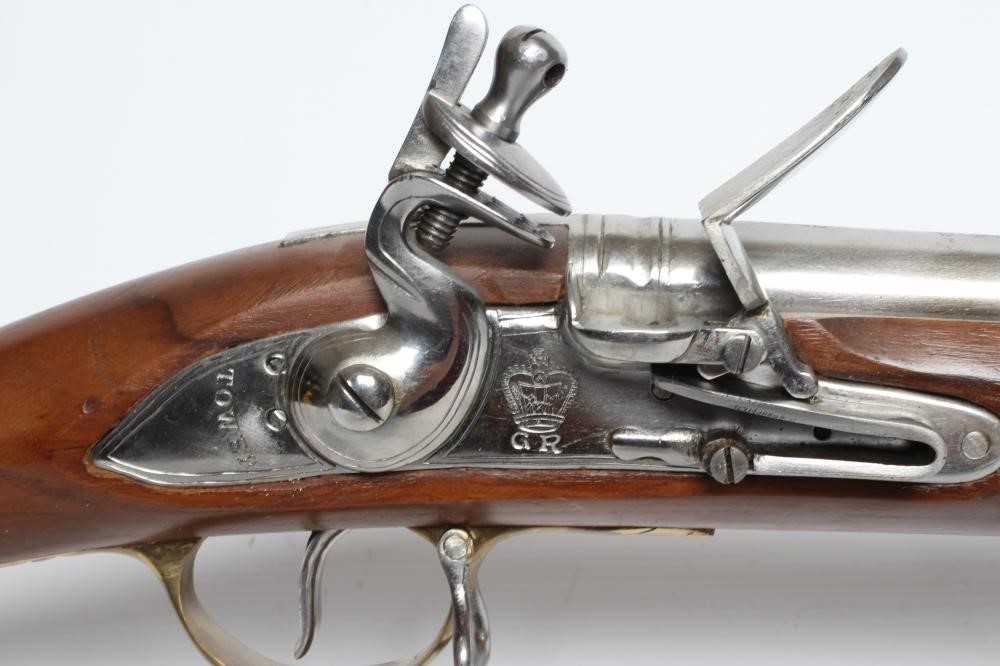 AN INERT FLINTLOCK BROWN BESS MUSKET of modern high quality production with 39 1/4" steel barrel Image