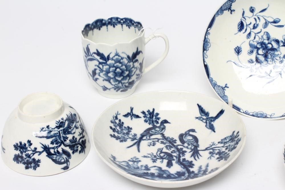 A COLLECTION OF WORCESTER BLUE AND WHITE PORCELAIN Image