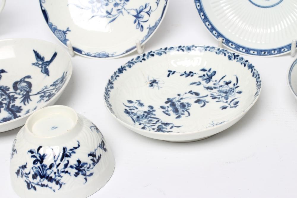 A COLLECTION OF WORCESTER BLUE AND WHITE PORCELAIN Image