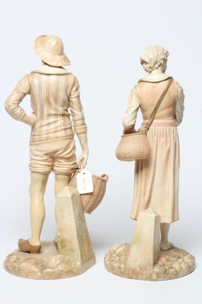 A PAIR OF VICTORIAN ROYAL WORCESTER PORCELAIN FIGURES Image
