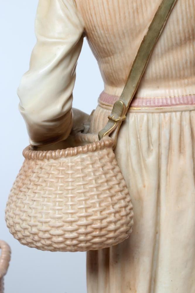 A PAIR OF VICTORIAN ROYAL WORCESTER PORCELAIN FIGURES Image