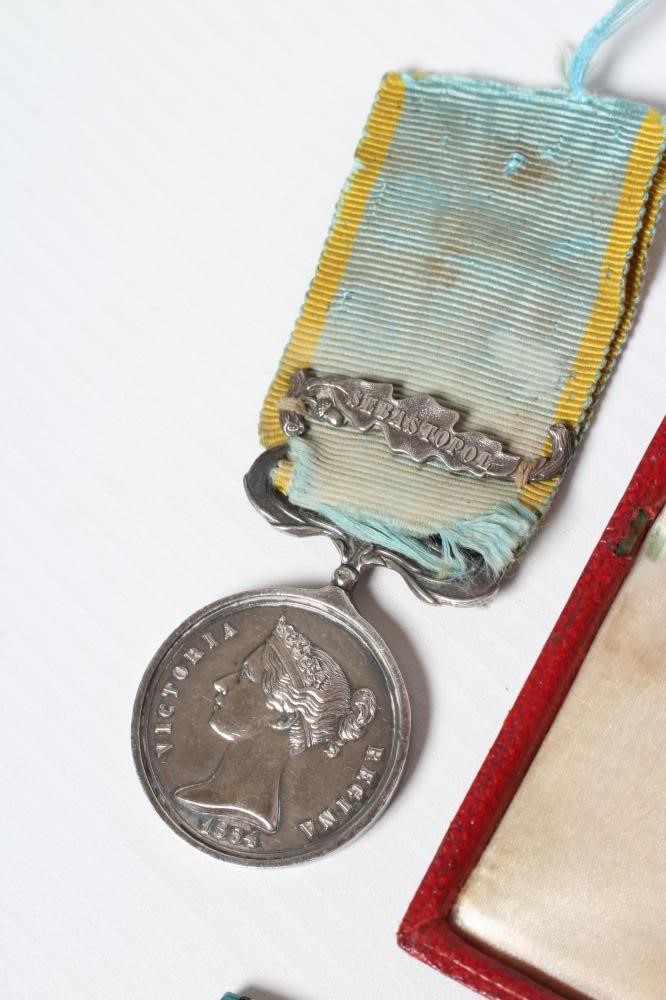 A SMALL COLLECTION OF MINIATURE MEDALS Image