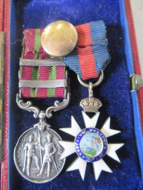 A SMALL COLLECTION OF MINIATURE MEDALS Image