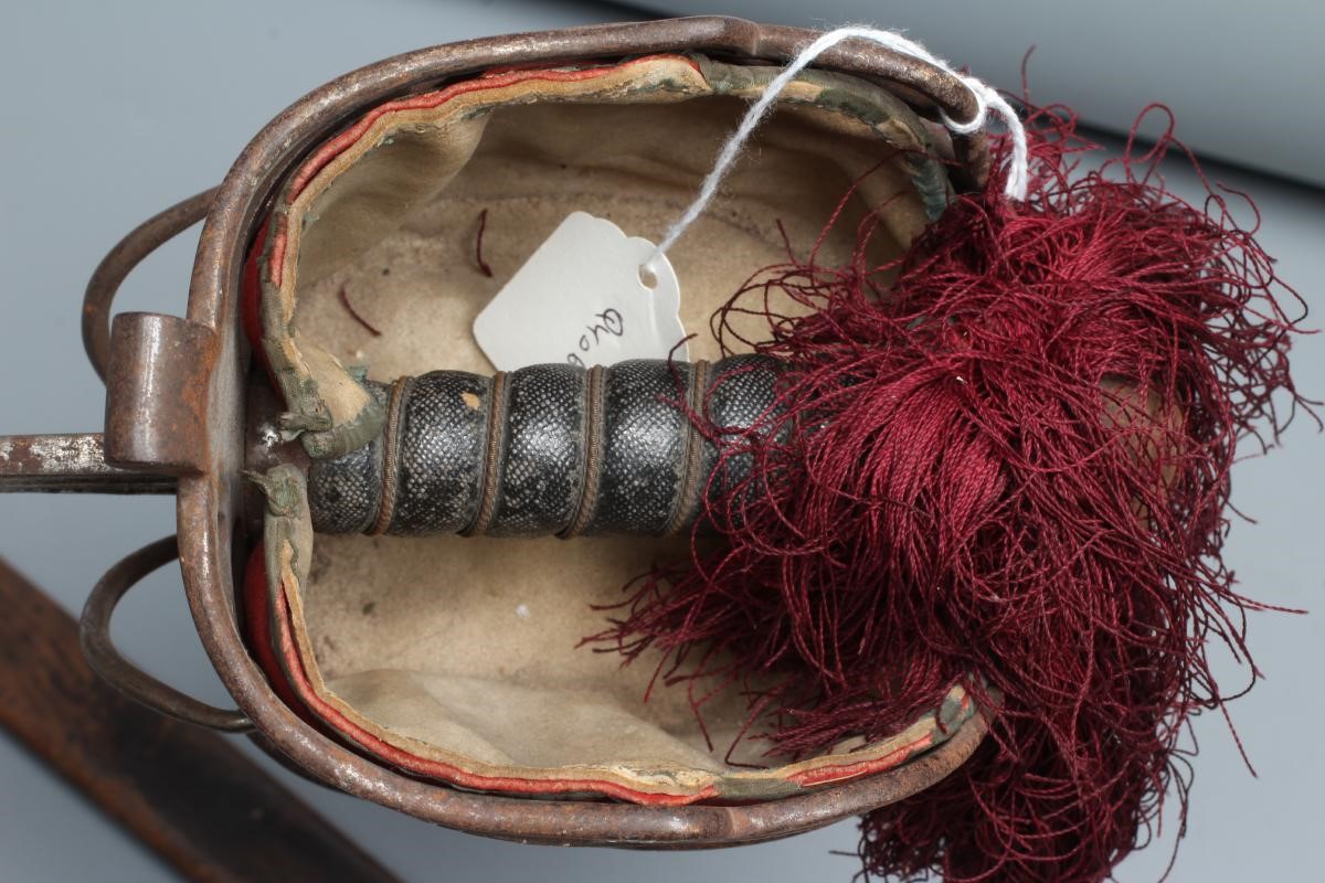 A SCOTTISH INFANTRY OFFICER'S SWORD with 33 1/4" double fullered blade Image