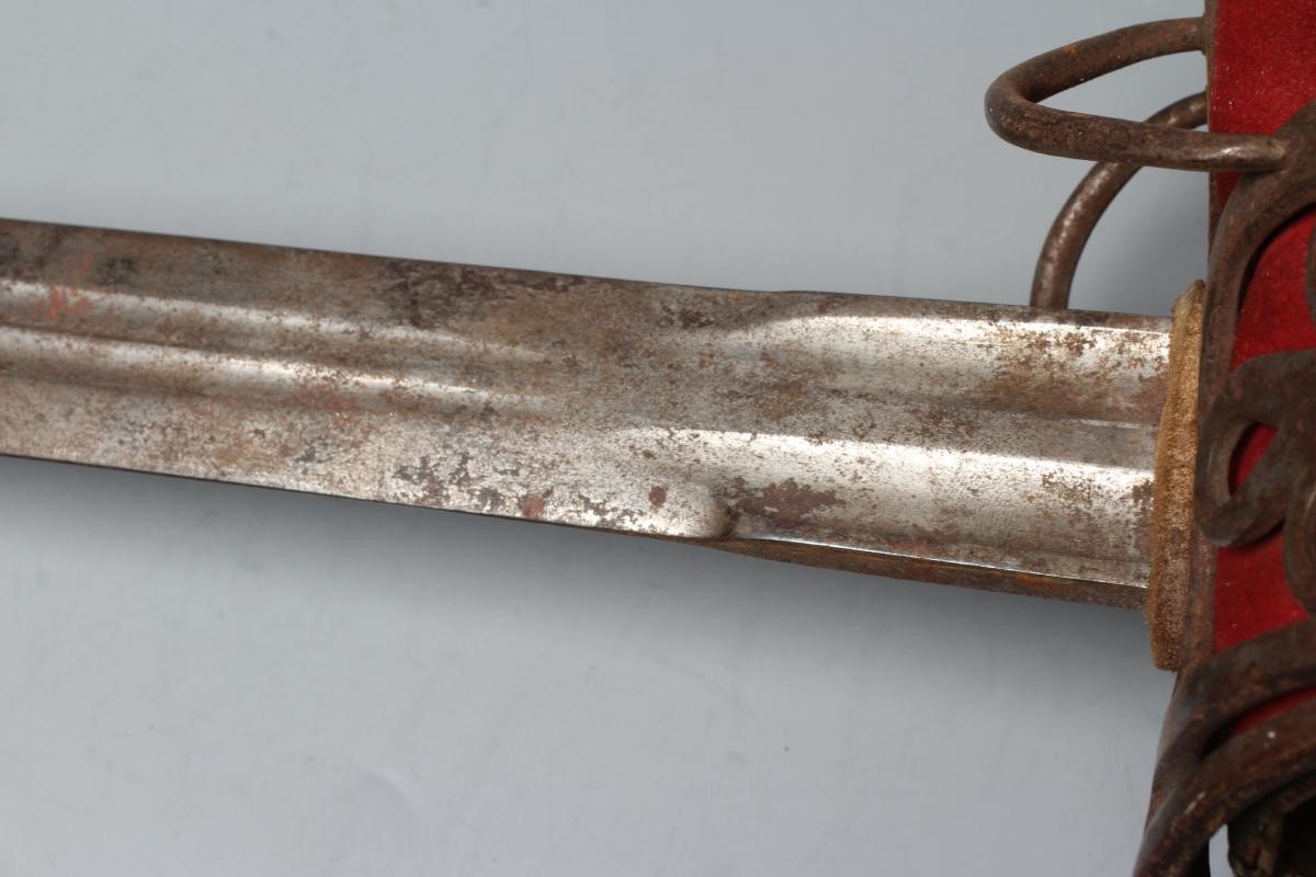 A SCOTTISH INFANTRY OFFICER'S SWORD with 33 1/4" double fullered blade Image
