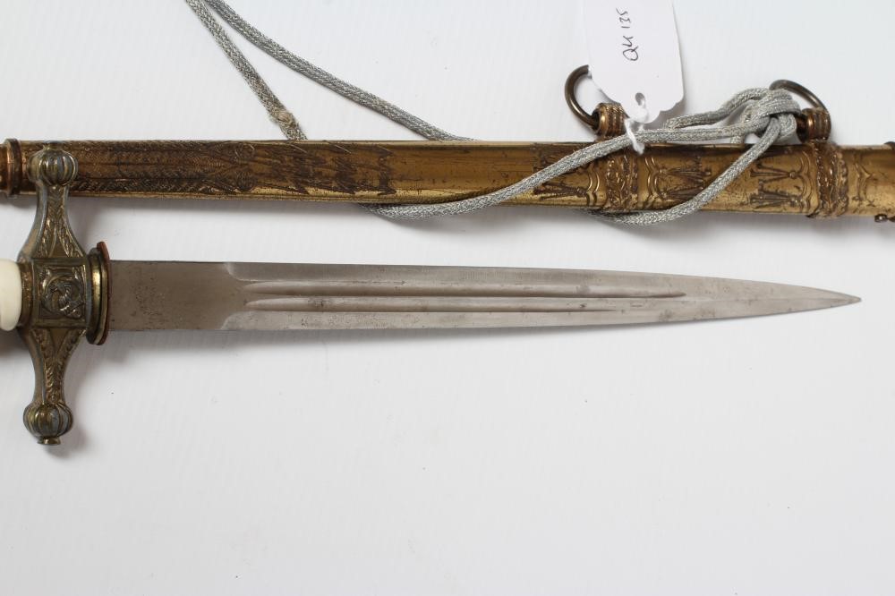 A GERMAN THIRD REICH NAVAL OFFICER'S DAGGER Image