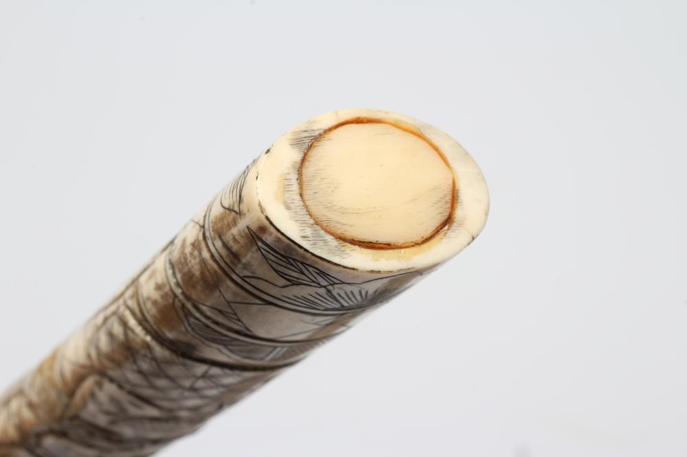 A JAPANESE BONE DECORATED WAKAZASHI with 20" curved blade Image