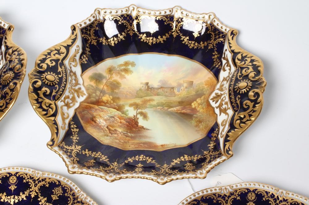 AN AYNSLEY CHINA PART CABINET DESSERT SERVICE Image