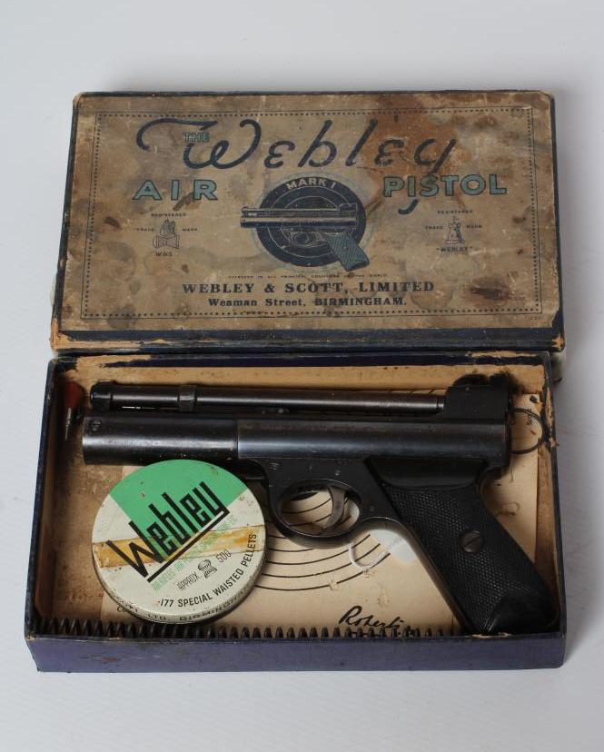 A WEBLEY .177 MARK 1 AIR PISTOL with 6 1/2" barrel, two piece plastic grip, 9 1/2" overall, boxed Image