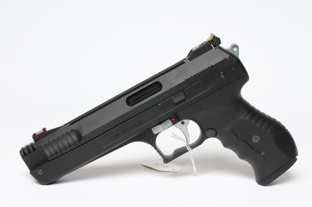 WEIHRAUCH HW 40 PCA .177 AIR PISTOL with overlever cocking mechanism, fibre optic front sight and Image
