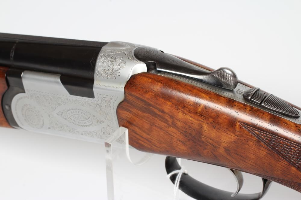 A BERETTA GARDONEVT 12 BORE OVER & UNDER SHOTGUN with 28" barrels Image