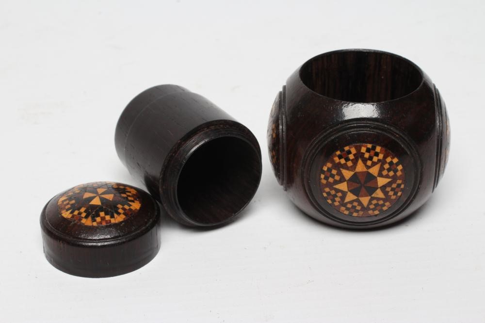 AN EARLY VICTORIAN TUNBRIDGEWARE SOVEREIGN HOLDER/PUZZLE BALL of typical form with central push-out Image