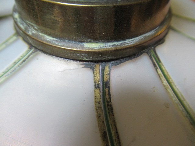 AN EDWARDIAN ART NOUVEAU DOUBLE WICK OIL LAMP with glass reservoir and etched flared glass shade on Image