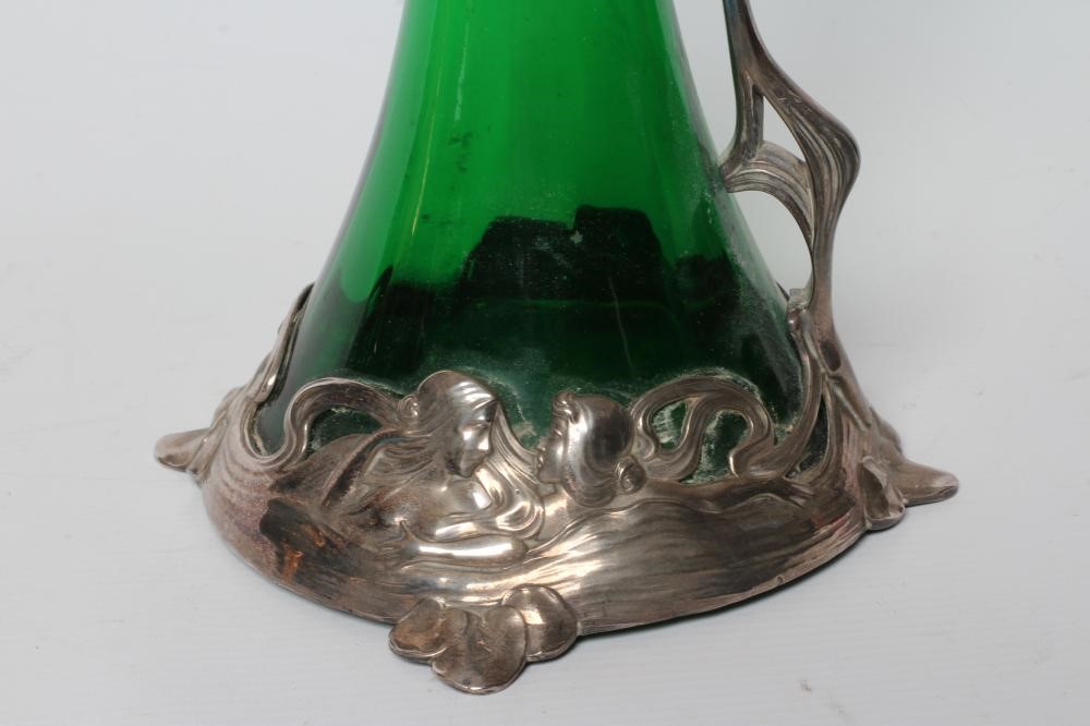 AN ART NOUVEAU WMF CLARET JUG AND STOPPER Image