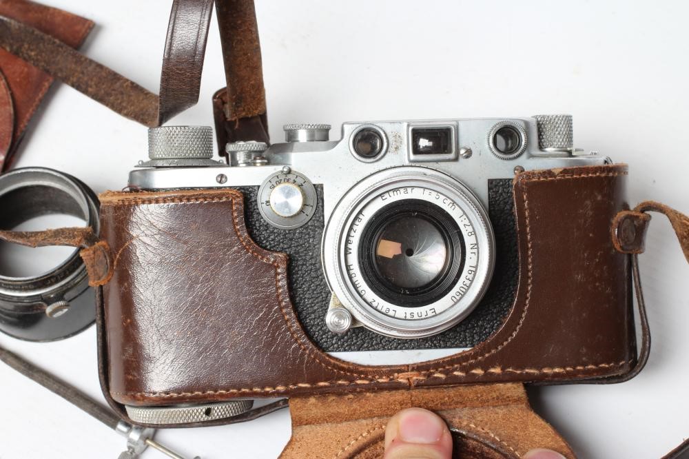 A LEITZ WETZLAR LEICA CAMERA Image