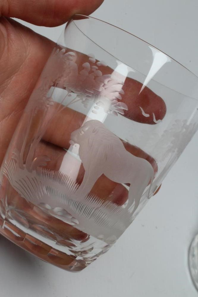 A ROWLAND WARD SAFARI PATTERN GLASS WATER SET engraved with wild animals Image