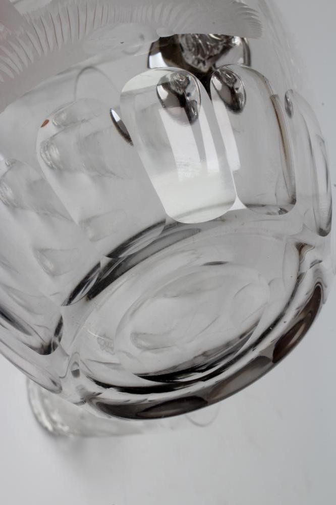 A ROWLAND WARD SAFARI PATTERN GLASS WATER SET engraved with wild animals Image