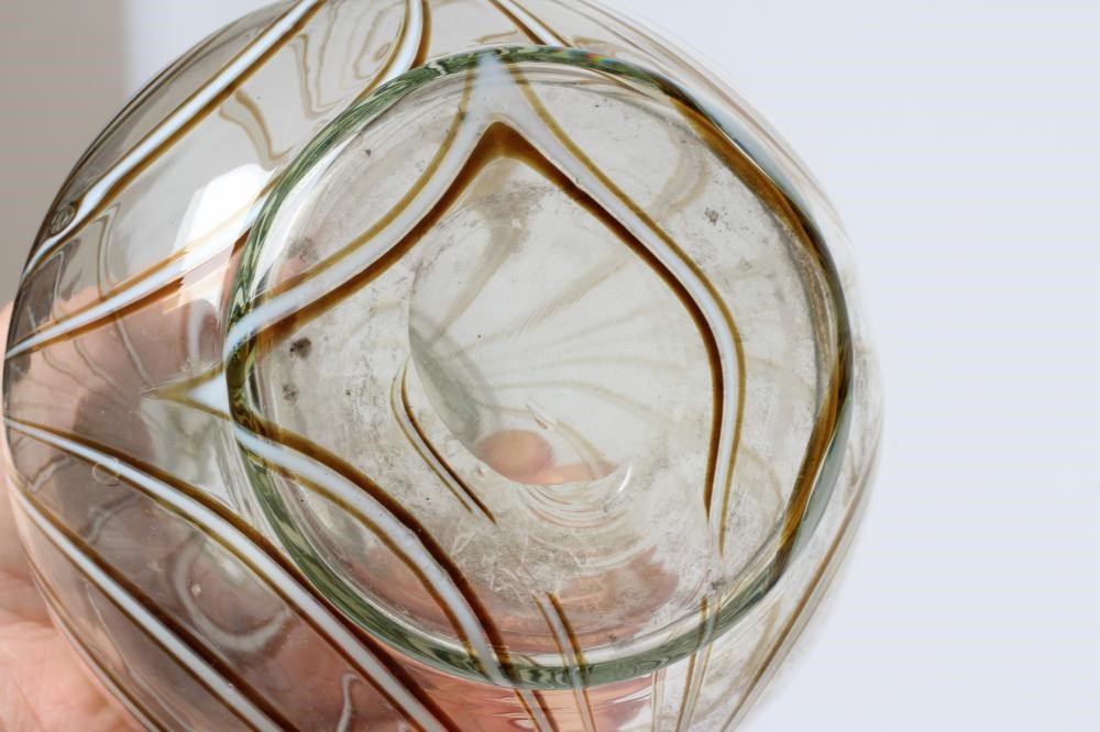 A PAIR OF THOMAS WEBB FILAMENTOSA GLASS VASES of slender baluster form with crimped garlic neck Image