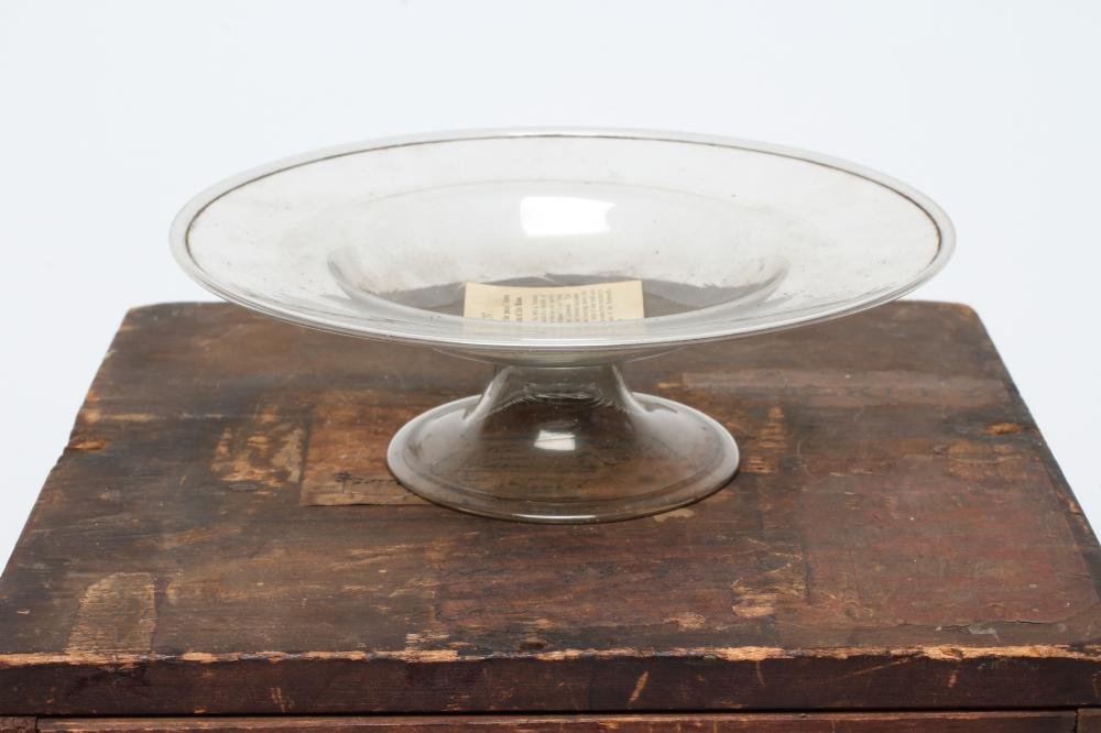 A LOW PEDESTAL GLASS PATEN Image