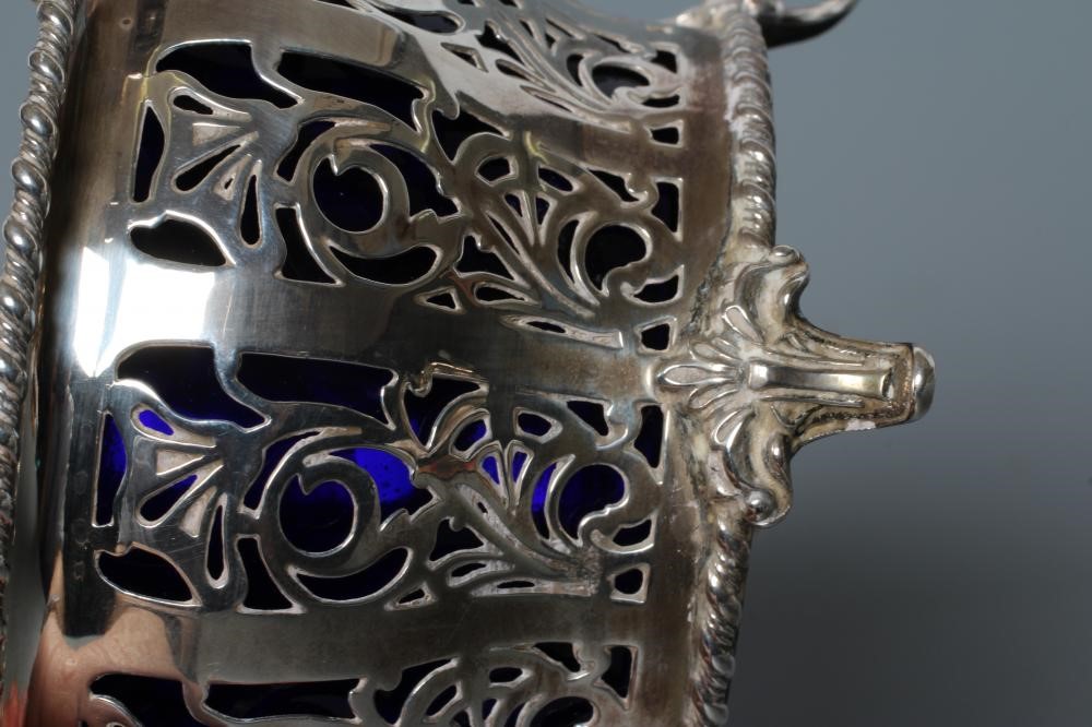 A SILVER SUGAR BASIN Image