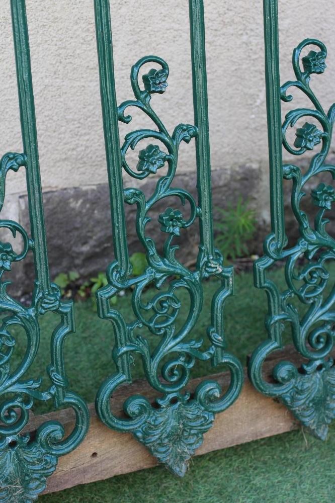 A SECTION OF VICTORIAN CAST IRON BALUSTRADING Image