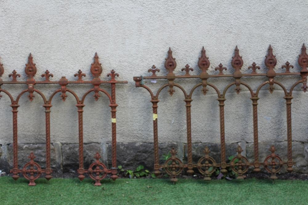 A SECTION OF VICTORIAN CAST IRON BALUSTRADING Image