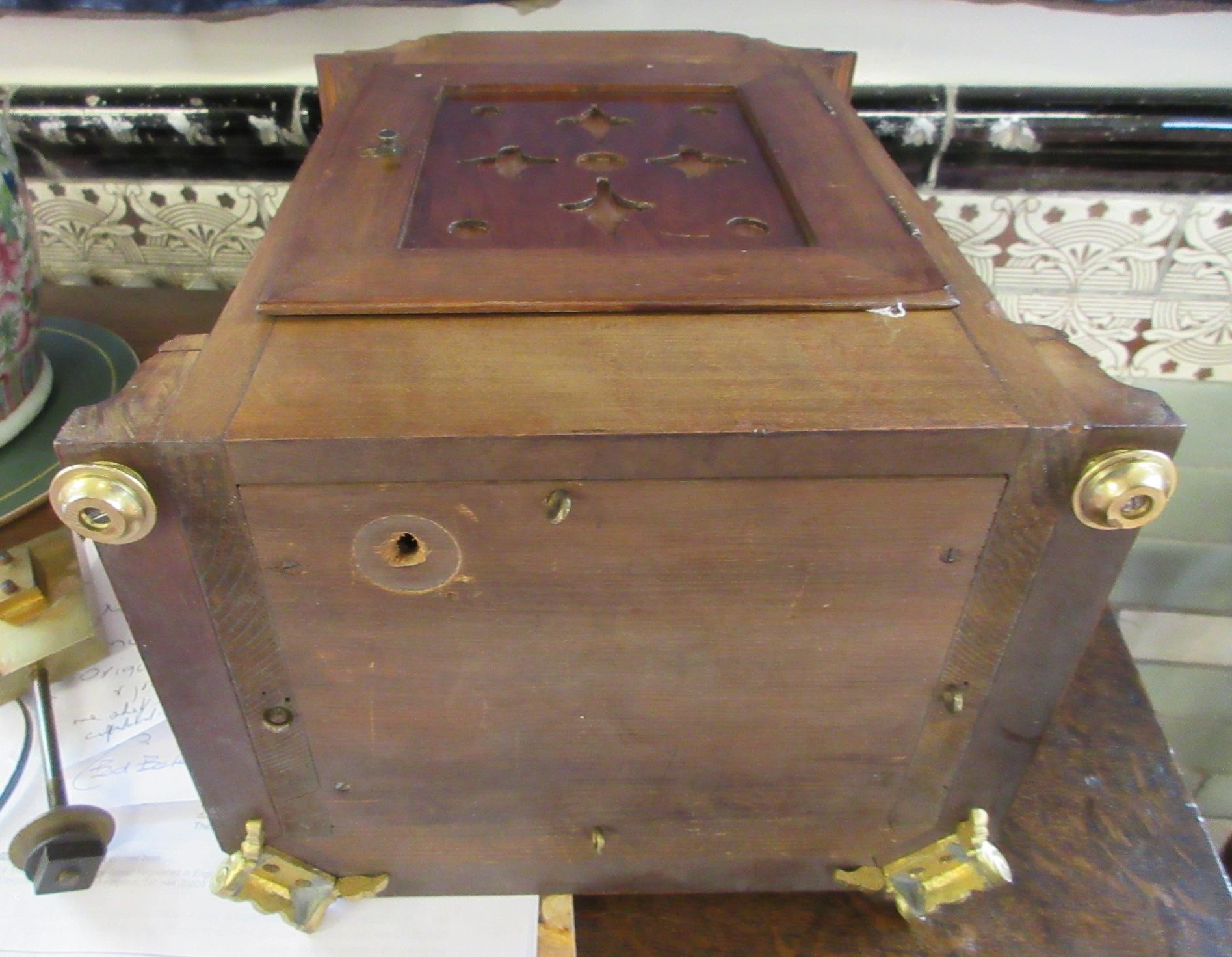A LENZKIRCH LIGHT OAK AND WALNUT CASED TABLE CLOCK Image