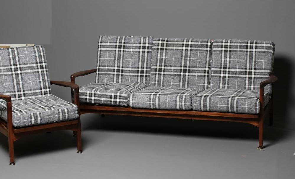 A RETRO FORMOSA TEAK SOFA Image