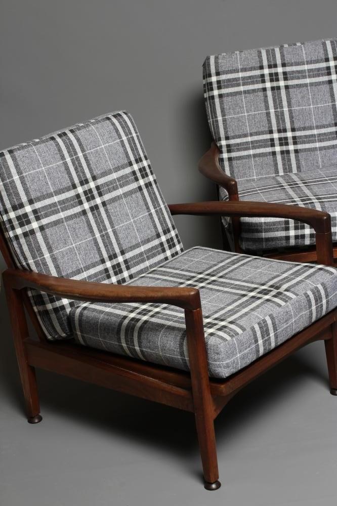 A RETRO FORMOSA TEAK SOFA Image