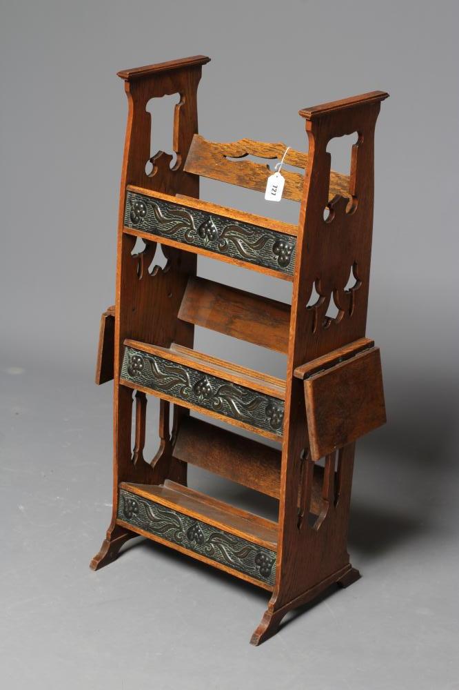 AN ARTS AND CRAFTS OAK BOOKSTAND Image