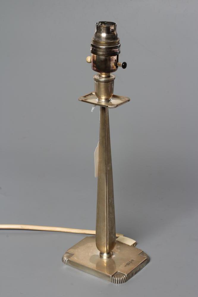 AN ART DECO SILVER ELECTRIC TABLE LAMP BASE Image