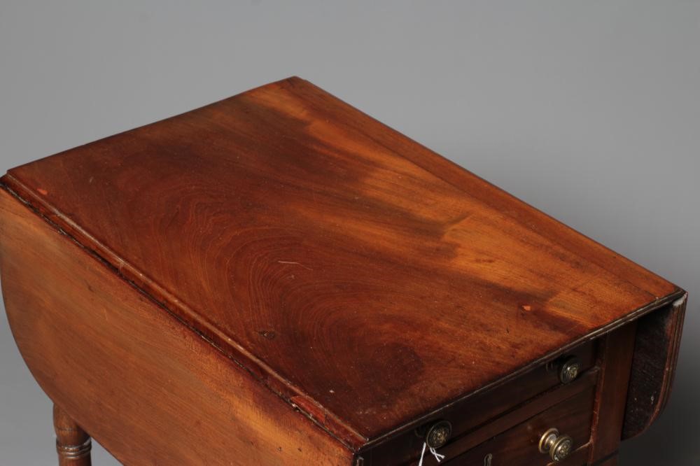 A REGENCY MAHOGANY DROP LEAF WORK TABLE Image