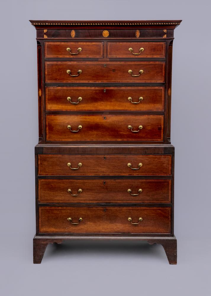 A GEORGIAN MAHOGANY CHEST ON CHEST Image