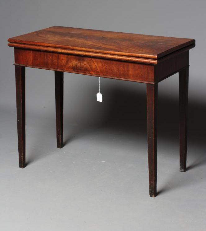 A GEORGIAN MAHOGANY CARD TABLE Image
