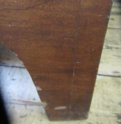A GEORGIAN MAHOGANY BOWED CHEST Image