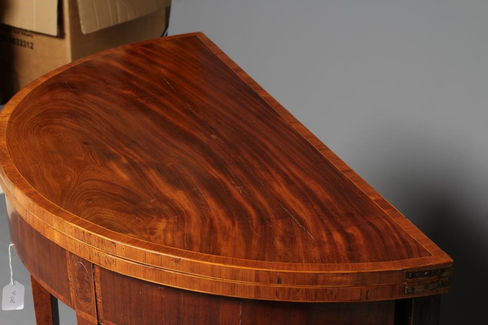 A GEORGIAN MAHOGANY FOLDING CARD TABLE Image