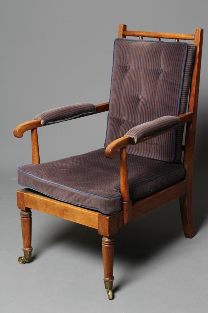 A VICTORIAN MAHOGANY SHOW FRAME ARMCHAIR Image